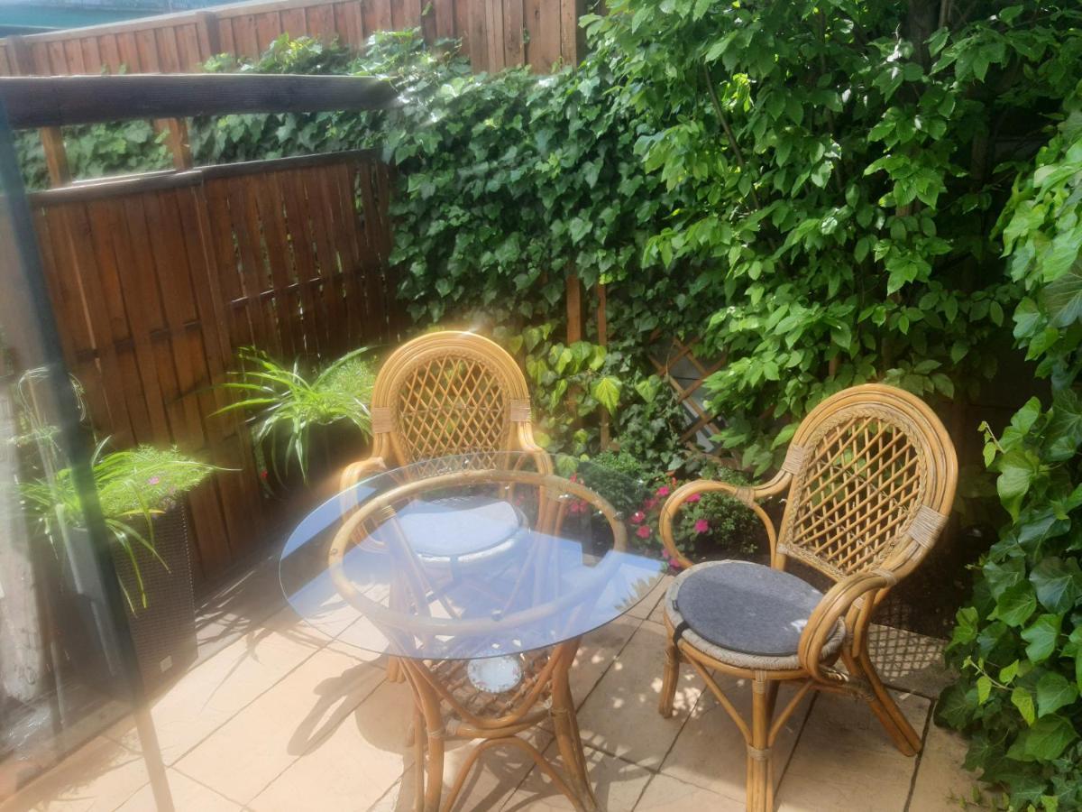 Apartamenty Dom Saski 10 Minut Od Centrum Warszawy Warszawa Eksteriør billede
