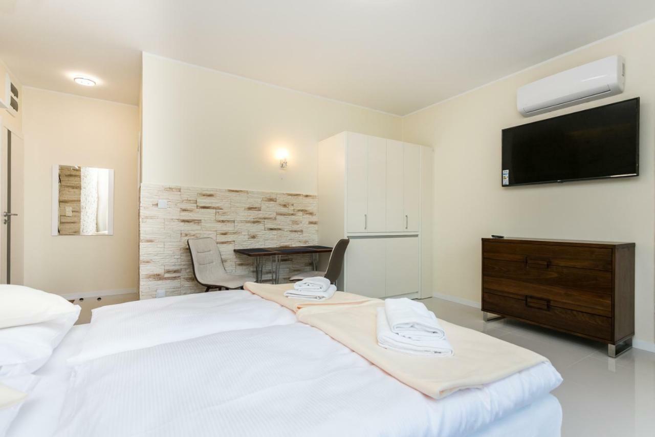 Apartamenty Dom Saski 10 Minut Od Centrum Warszawy Warszawa Eksteriør billede